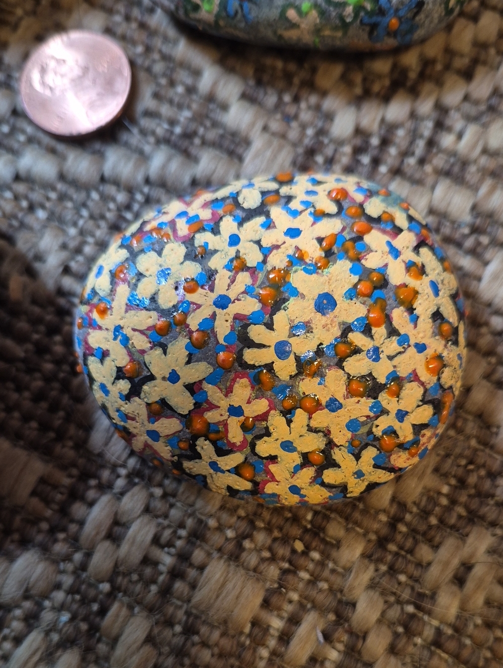 4 Painted Rocks - Picture 3 of 6